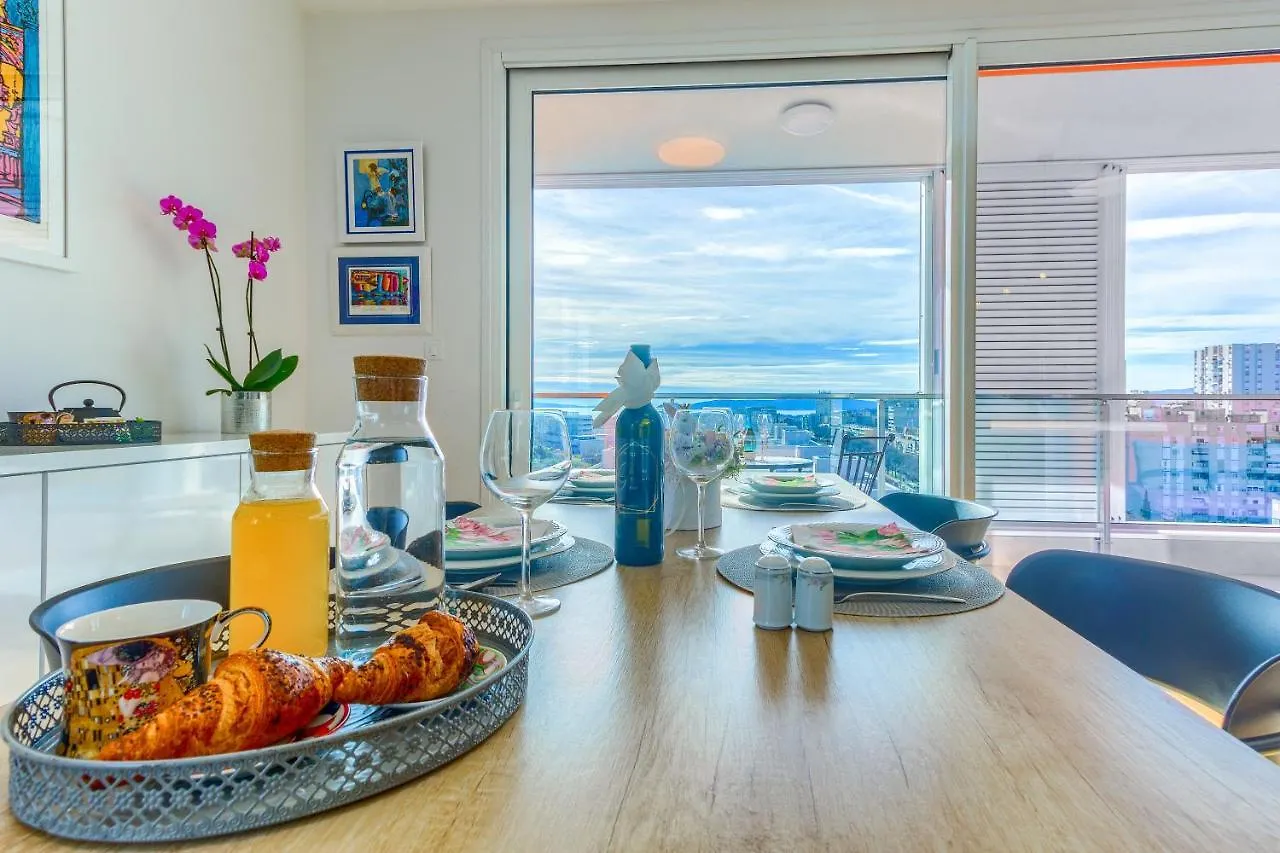 Sea Smile Apartment With Garage Parking  Split