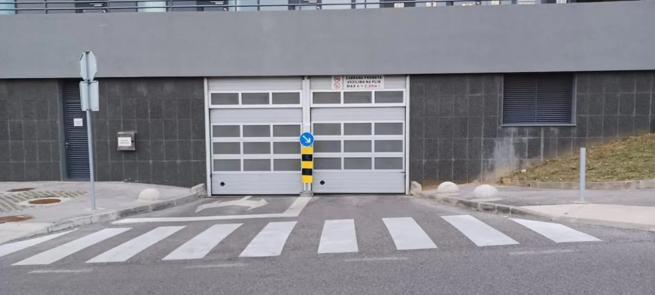 Sea Smile Apartment With Garage Parking Split Croatia